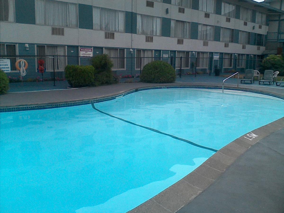 Howard Johnson By Wyndham Nanaimo Harbourside Room photo
